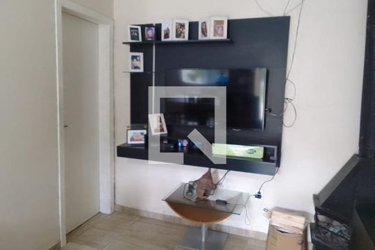 Casa à venda com 6 quartos, 300m² em Harmonia, Canoas