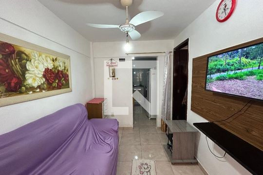 Sala de casa à venda com 1 quarto, 40m² em Inhaúma, Rio de Janeiro