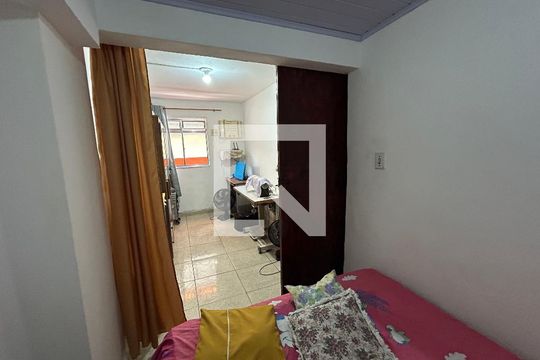 Quarto de casa à venda com 1 quarto, 40m² em Inhaúma, Rio de Janeiro