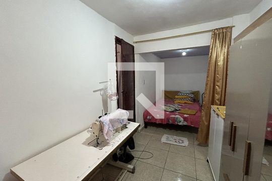 Quarto de casa à venda com 1 quarto, 40m² em Inhaúma, Rio de Janeiro