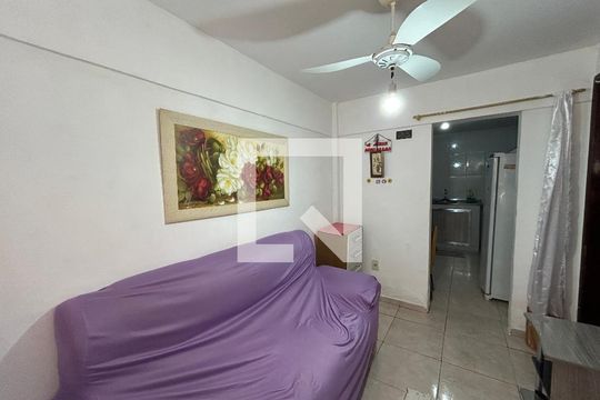 Sala de casa à venda com 1 quarto, 40m² em Inhaúma, Rio de Janeiro