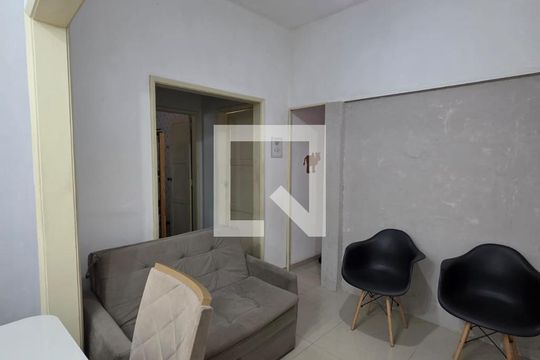 Sala de apartamento à venda com 2 quartos, 60m² em Imperial de São Cristóvão, Rio de Janeiro
