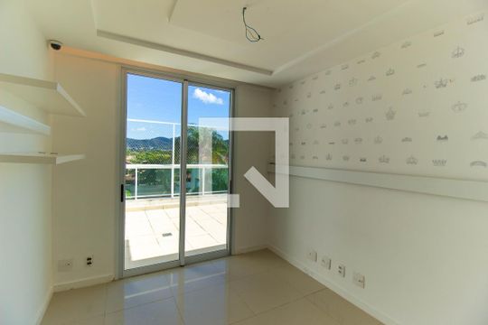 Apartamento à venda com 3 quartos, 190m² em Itaipu, Niterói