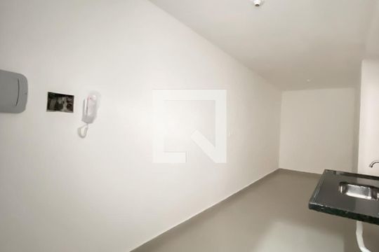 Sala /cozinha/area de serviço de apartamento para alugar com 2 quartos, 42m² em Parque Boturussu, São Paulo