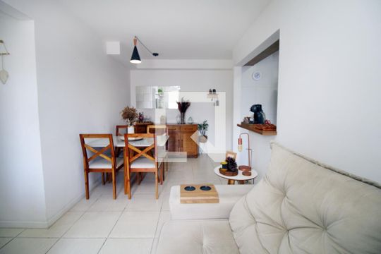Sala de apartamento à venda com 3 quartos, 60m² em Madureira, Rio de Janeiro