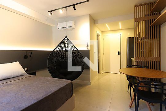 Apartamento à venda com 1 quarto, 27m² em Mont’serrat, Porto Alegre