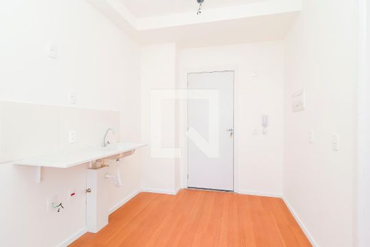 Sala/Cozinha de kitnet/studio para alugar com 1 quarto, 24m² em Itaquera, São Paulo