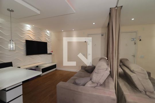Sala de apartamento à venda com 2 quartos, 50m² em Jardim Alzira Franco, Santo André