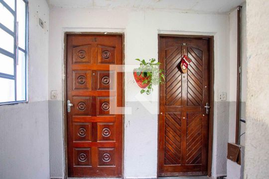 Hall de entrada de apartamento à venda com 2 quartos, 55m² em Conceição, Diadema