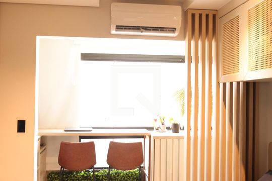 Quarto de kitnet/studio à venda com 1 quarto, 25m² em Centro Histórico de São Paulo, São Paulo