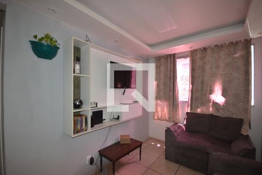 Sala de apartamento para alugar com 2 quartos, 50m² em Honório Gurgel, Rio de Janeiro