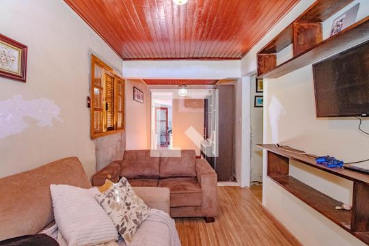 Sala de casa à venda com 4 quartos, 110m² em Jardim Carvalho, Porto Alegre