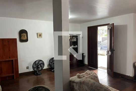 Sala de casa à venda com 7 quartos, 269m² em Recreio dos Bandeirantes, Rio de Janeiro