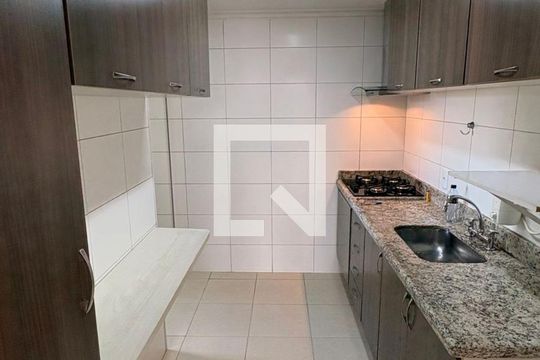 Cozinha de apartamento à venda com 3 quartos, 77m² em Jardim Messina, Jundiaí