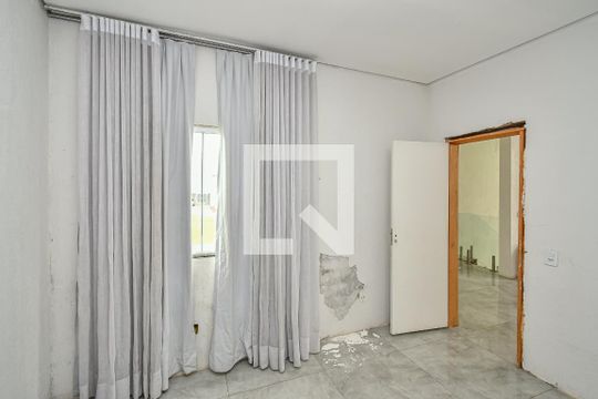 Suite 1 de casa para alugar com 5 quartos, 510m² em Parque Olívio Franceschini, Hortolândia