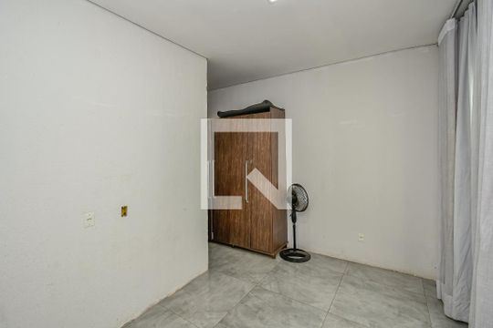 Suite 1 de casa para alugar com 5 quartos, 510m² em Parque Olívio Franceschini, Hortolândia