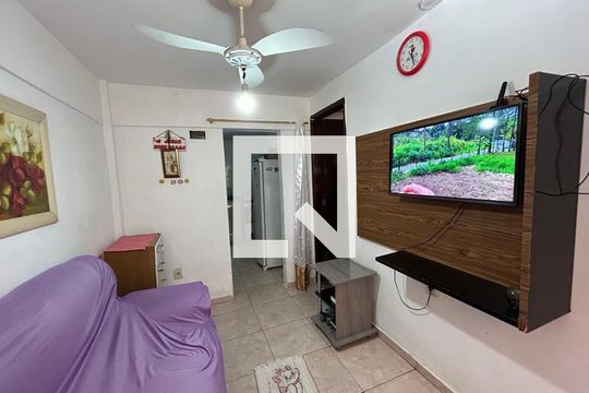 Casa à venda com 1 quarto, 40m² em Inhaúma, Rio de Janeiro