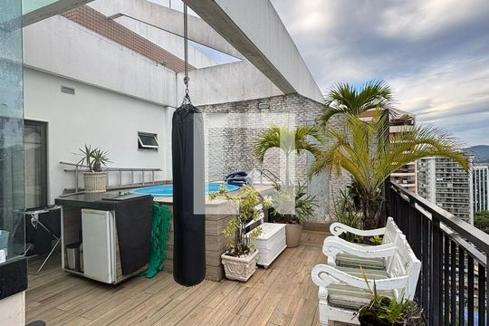 Apartamento à venda com 3 quartos, 188m² em Barra da Tijuca, Rio de Janeiro