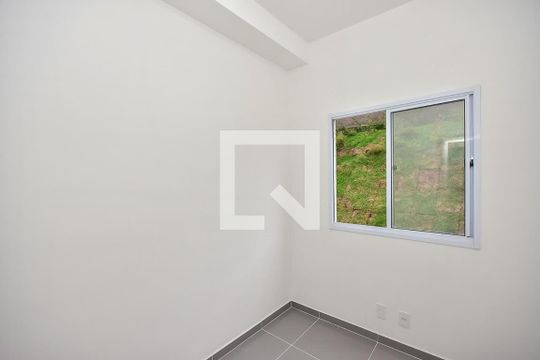 Quarto 2 de apartamento para alugar com 2 quartos, 40m² em Jardim Piracuama, São Paulo