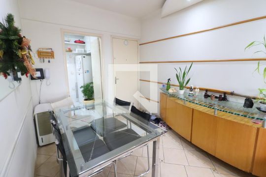 Sala de apartamento à venda com 2 quartos, 67m² em Bela Vista, Osasco