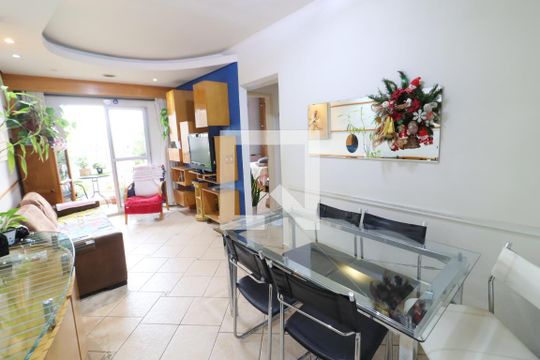 Sala de apartamento à venda com 2 quartos, 67m² em Bela Vista, Osasco
