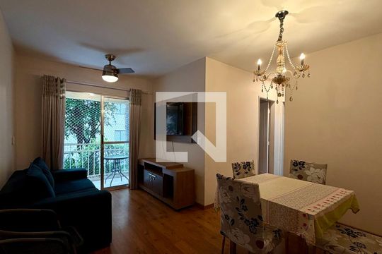 Sala de apartamento à venda com 2 quartos, 57m² em Vila Lageado, São Paulo