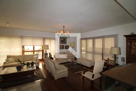 Sala de casa à venda com 7 quartos, 412m² em Jardim Sao Bento, São Paulo