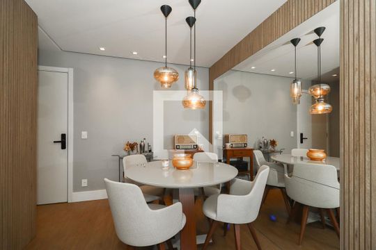 Sala de apartamento à venda com 2 quartos, 57m² em São Sebastião, Porto Alegre