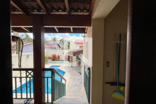 Casa à venda com 3 quartos, 274m² em Parque Taquaral, Campinas