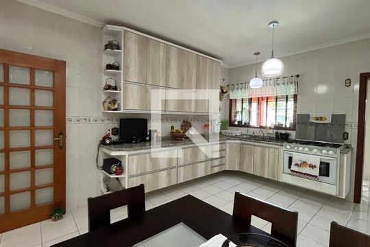 Casa à venda com 3 quartos, 274m² em Parque Taquaral, Campinas