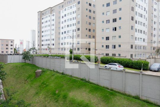 Vista da Sala de apartamento à venda com 2 quartos, 42m² em Jardim do Lago, Osasco