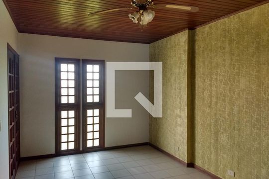 Casa para alugar com 9 quartos, 550m² em Parque Ortolândia, Hortolândia