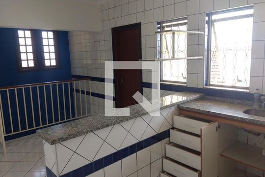 Casa para alugar com 9 quartos, 550m² em Parque Ortolândia, Hortolândia