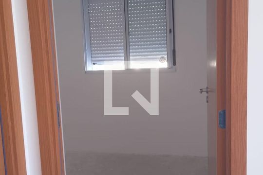 Quarto de apartamento para alugar com 2 quartos, 40m² em Anchieta, Nilópolis