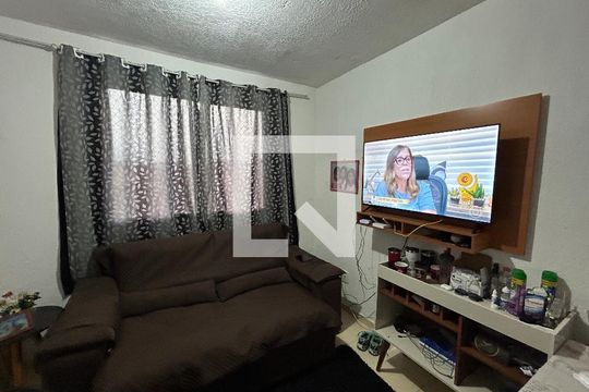 Sala de apartamento à venda com 2 quartos, 40m² em Tomás Coelho, Rio de Janeiro