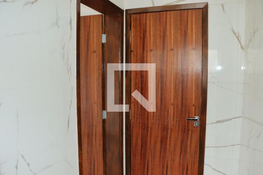 Casa de Condomínio para alugar com 4 quartos, 250m² em Paisagem Renoir, Cotia