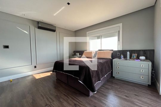 Casa para alugar com 3 quartos, 330m² em Balneario, Florianópolis