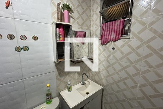 Casa à venda com 2 quartos, 40m² em Inhaúma, Rio de Janeiro