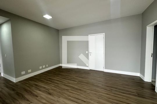 Sala de apartamento à venda com 2 quartos, 107m² em Empresarial 18 do Forte, Barueri