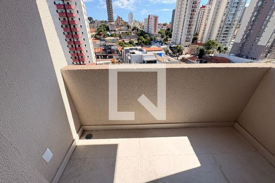 Sacada de apartamento à venda com 2 quartos, 56m² em Parque das Nações, Santo André