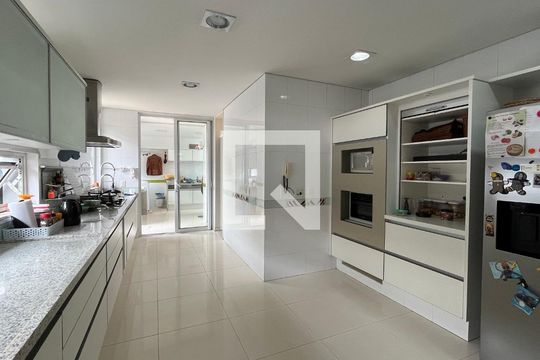 Casa de Condomínio para alugar com 6 quartos, 1014m² em Sítios de Recreio Gramado, Campinas