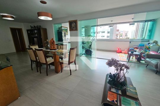 Apartamento à venda com 4 quartos, 212m² em Luxemburgo, Belo Horizonte