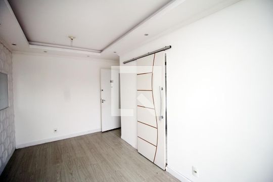 Sala de apartamento à venda com 2 quartos, 60m² em Parada de Lucas, Rio de Janeiro