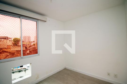 Quarto 1 de apartamento à venda com 2 quartos, 60m² em Parada de Lucas, Rio de Janeiro