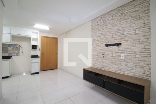 Sala de apartamento à venda com 2 quartos, 55m² em Jardim Ana Maria, Santo André