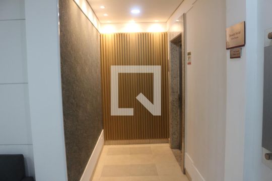 Hall social de apartamento para alugar com 3 quartos, 82m² em Mauá, São Caetano do Sul
