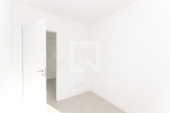 Quarto 2 de apartamento para alugar com 2 quartos, 45m² em Centro Histórico, Porto Alegre