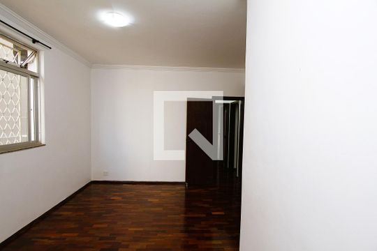 Sala de apartamento para alugar com 2 quartos, 65m² em Padre Eustáquio, Belo Horizonte