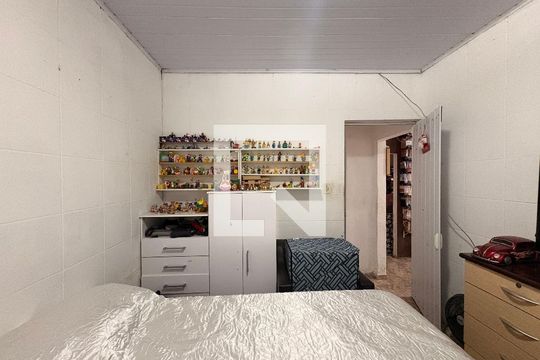 Quarto 1 de casa à venda com 2 quartos, 154m² em Parque Oratório, Santo André