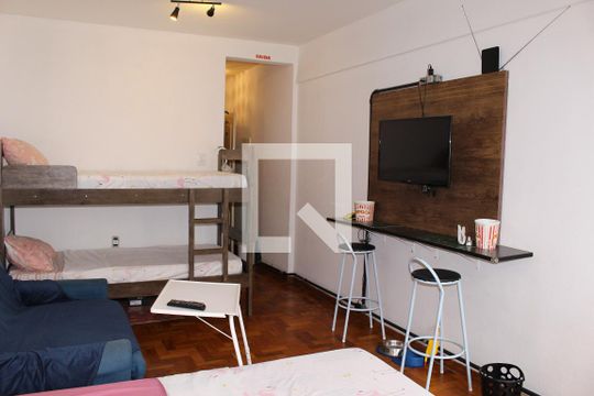 Kitnet/Studio para alugar com 1 quarto, 28m² em República, São Paulo